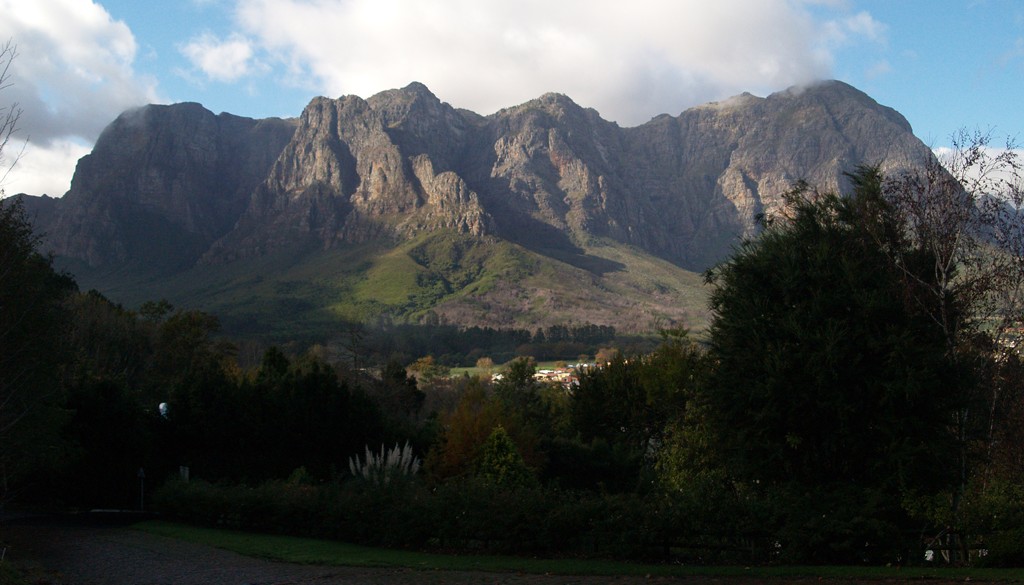Cape Town: Cosmopolitan Africa Album | The Food & Leisure Guide