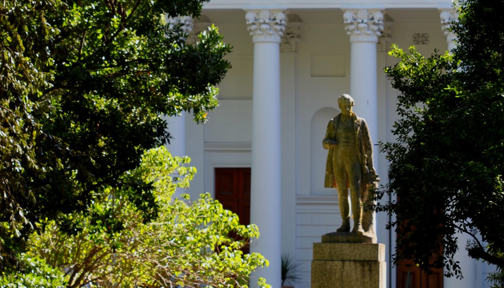 Cape Town: Cosmopolitan Africa Album | The Food & Leisure Guide