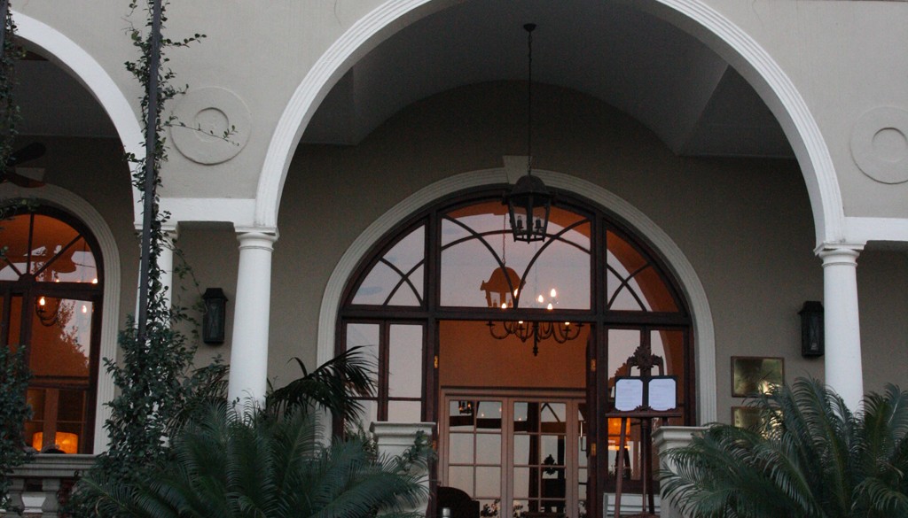 Cape Town: Cosmopolitan Africa Album | The Food & Leisure Guide