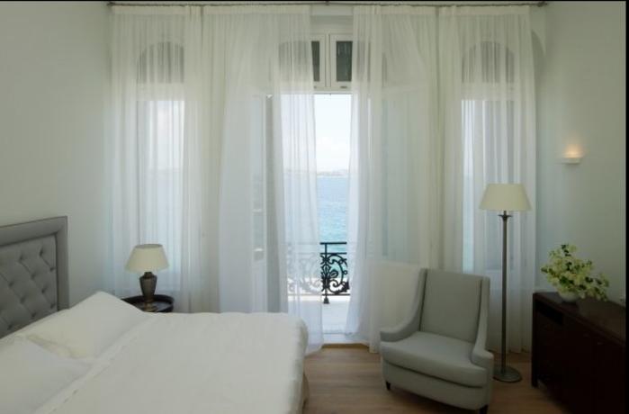 Poseidonion Grand- Σπέτσες: Το μέτρο στην πολυτέλεια Album | The Food & Leisure Guide