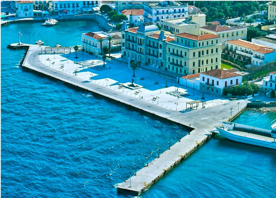 Poseidonion Grand- Σπέτσες: Το μέτρο στην πολυτέλεια Album | The Food & Leisure Guide