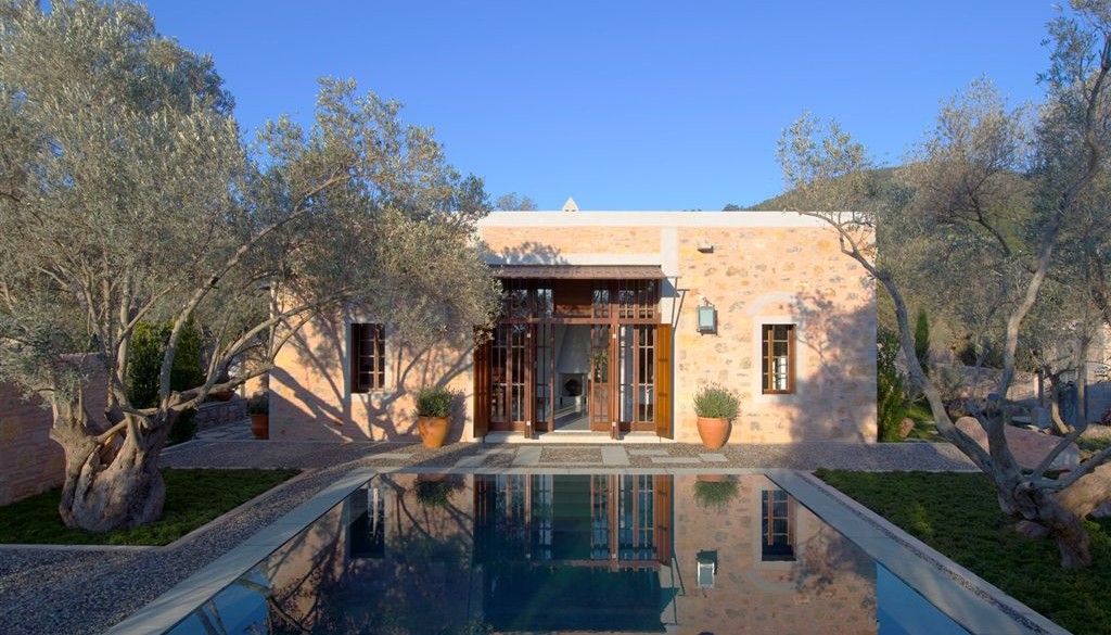 Amanruya: Mε αέρα Μεσογειακό Album | The Food & Leisure Guide
