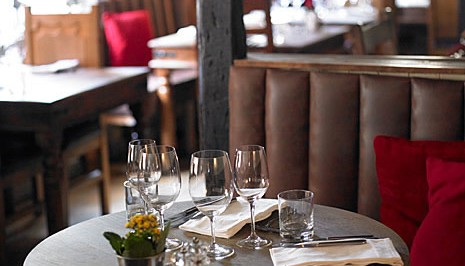 The Hand and Flowers: Αστέρια στην Αγγλική εξοχή Album | The Food & Leisure Guide
