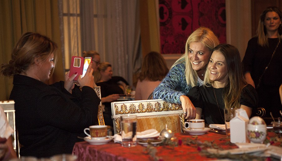 girls` only afternoon tea | The Food & Leisure Guide