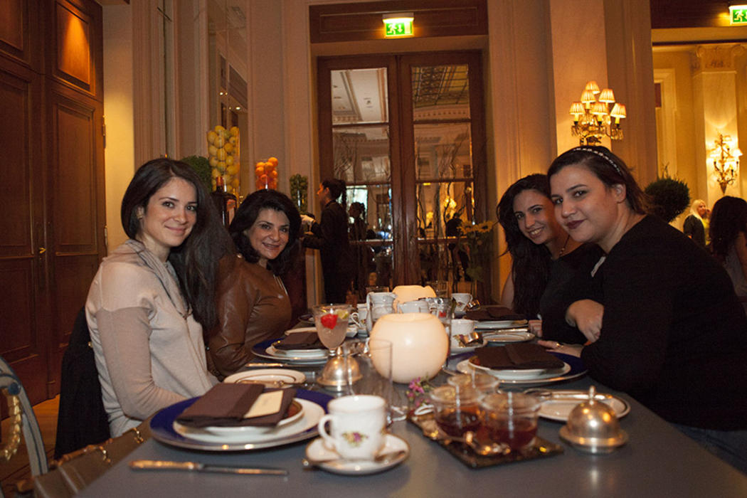 girls` only afternoon tea | The Food & Leisure Guide