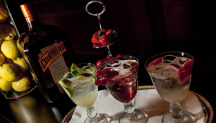 girls` only afternoon tea | The Food & Leisure Guide