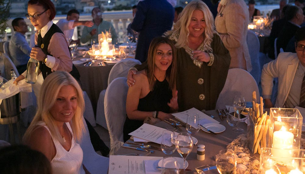 the ultimate vintage champagne & cigar dinner | The Food & Leisure Guide