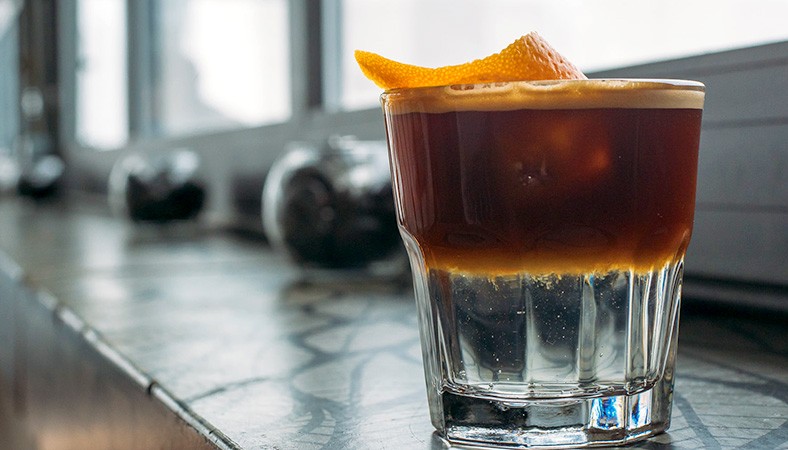 ESPRESSO TONIC, Η ΚΑΛΟΚΑΙΡΙΝΗ ΑΠΟΛΑΥΣΗ ΠΟΥ ΘΑ ΣΑΣ ΕΝΤΥΠΩΣΙΑΣΕΙ | Tips & Tricks