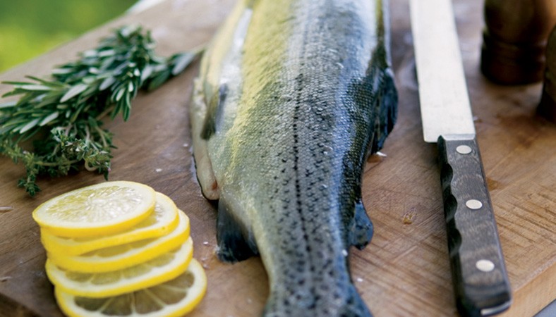 ΠΩΣ ΨΗΝΟΥΜΕ ΕΝΑ ΨΑΡΙ ΣΤΗ ΣΧΑΡΑ; | Tips & Tricks