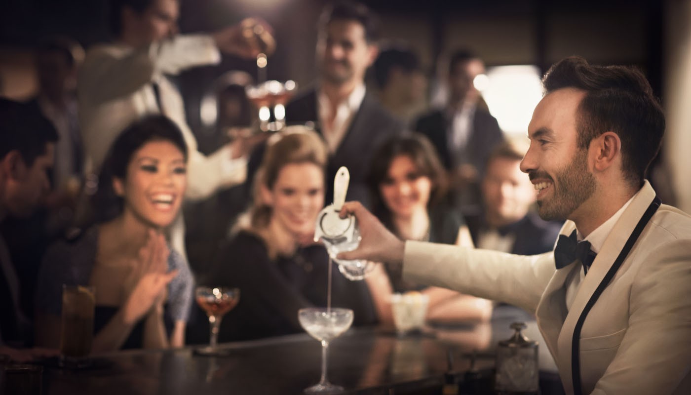 ΠΟΙΟ ΘΑ ΕΙΝΑΙ ΤΟ ΜΕΛΛΟΝ ΤΩΝ COCKTAIL; | Θέματα