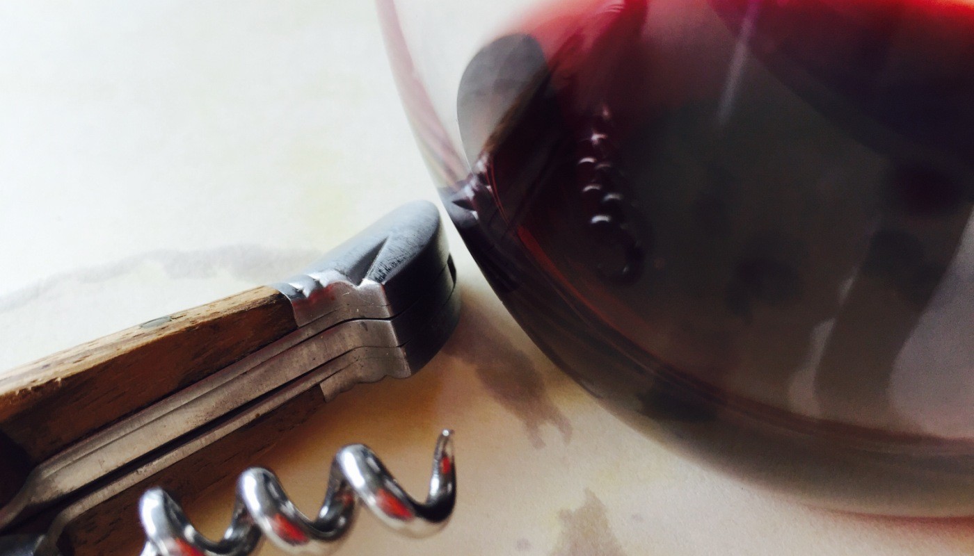 PELOPONNESE WINE FESTIVAL, ΜΕΡΟΣ 2Ο: ΤΑ ΕΡΥΘΡΑ ΚΑΙ ΕΠΙΔΟΡΠΙΑ ΚΡΑΣΙΑ | Θέματα