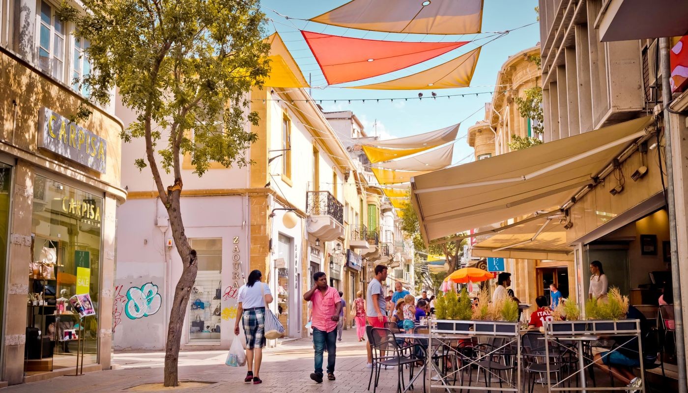 ΓΑΣΤΡΟΝΟΜΙΑ ΣΤΗΝ ΛΕΥΚΩΣΙΑ: ΤΑ ΕΣΤΙΑΤΟΡΙΑ ΠΟΥ ΑΞΙΖΕΙ ΝΑ ΔΟΚΙΜΑΣΕΤΕ | Θέματα