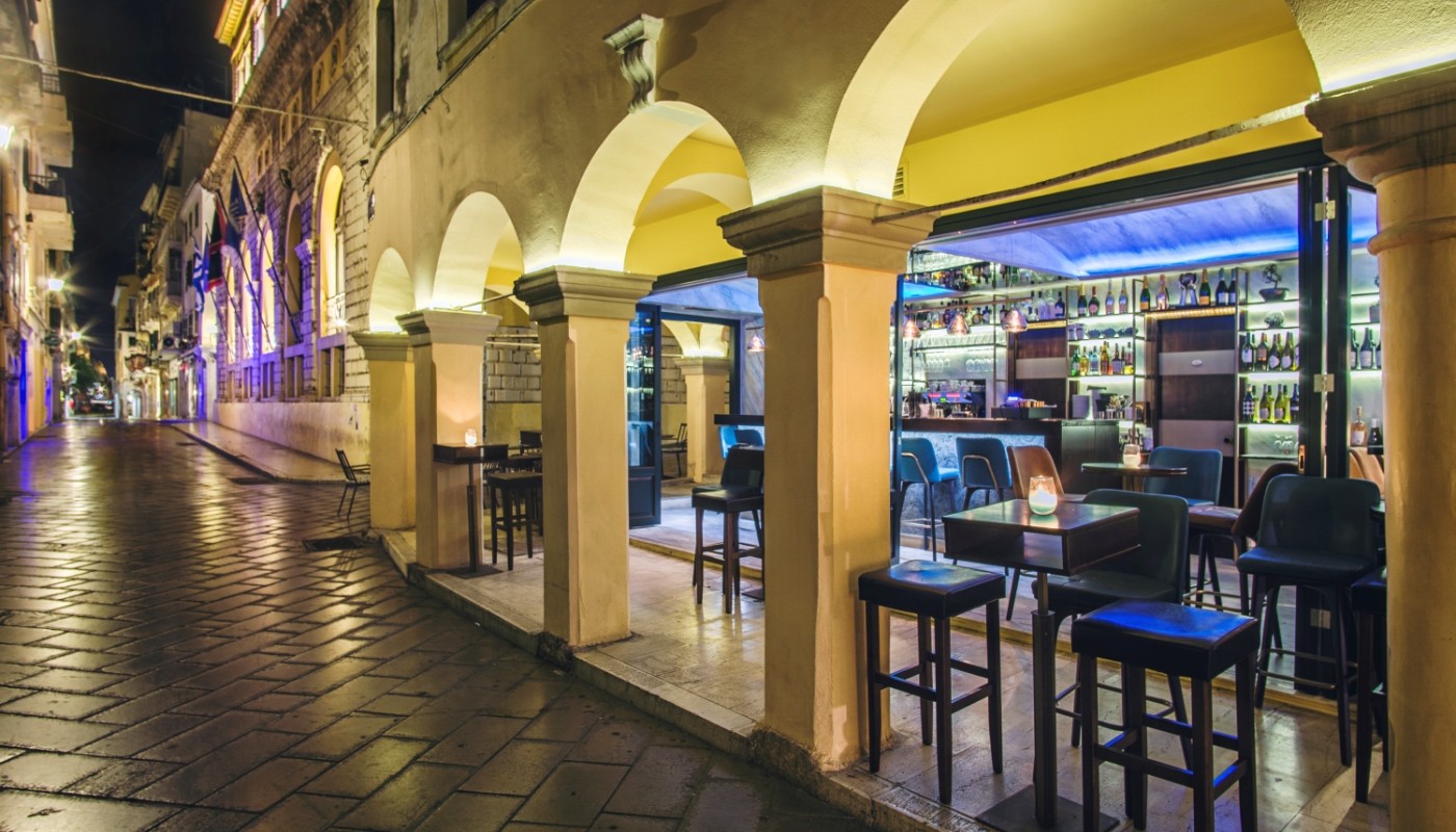 DELL` ACQUE, ΝΥΧΤΕΣ ΤΗΣ ΚΕΡΚΥΡΑΣ | The Bars