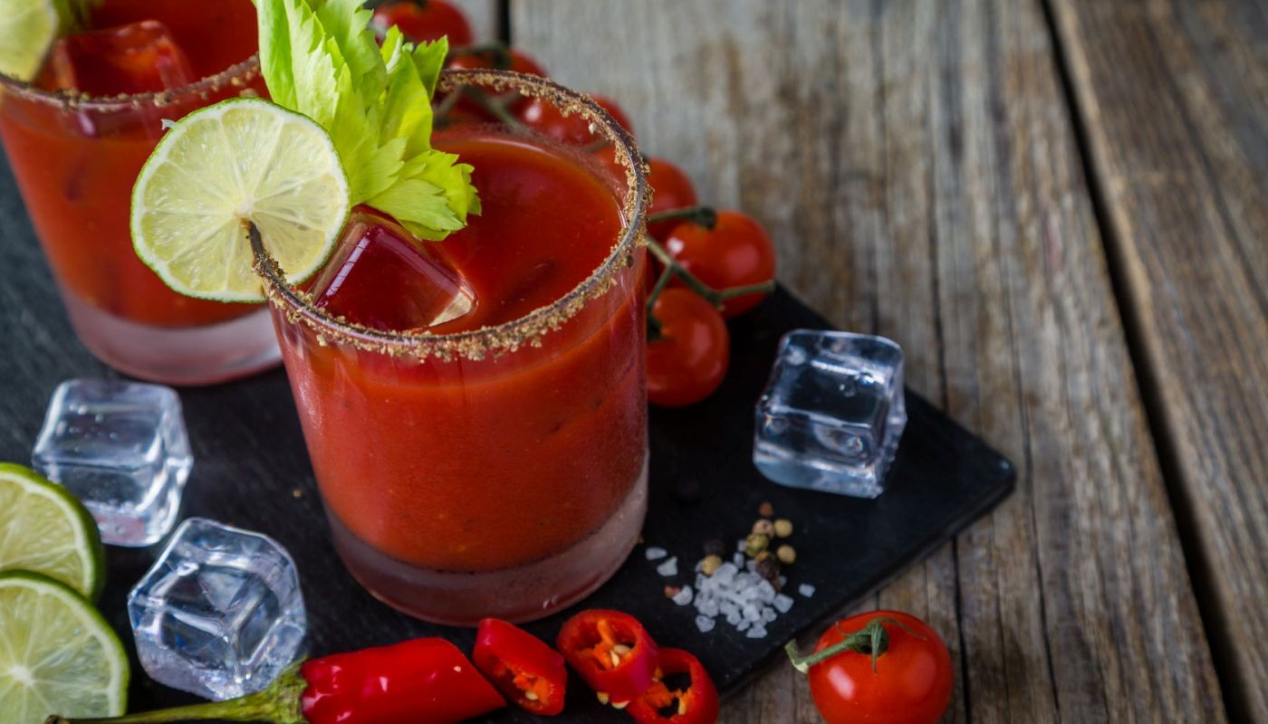 BLOODY MARY = ΚΑΛΟΚΑΙΡΙ | Θέματα