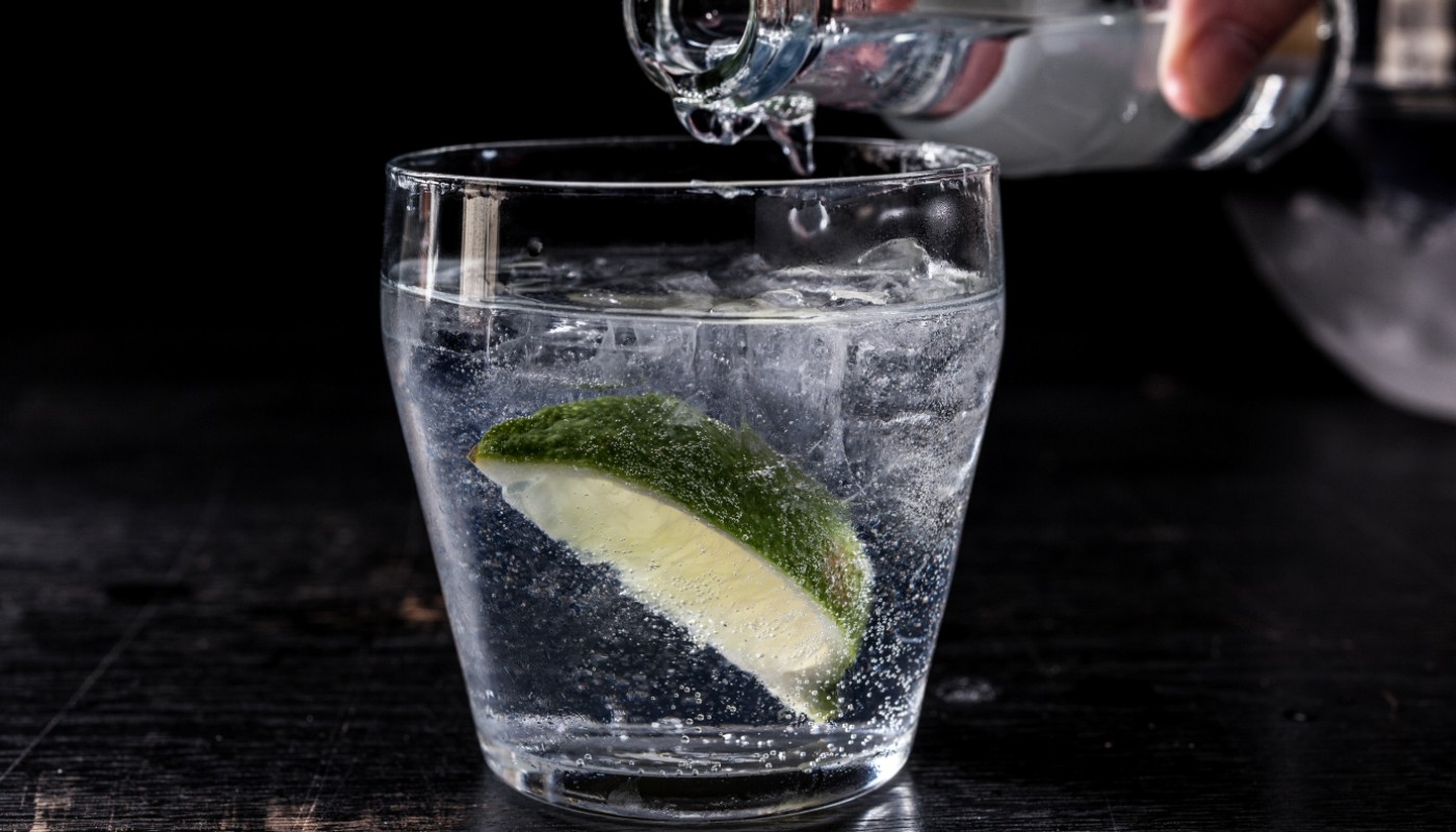 ΤΟ GIN AND TONIC ΕΙΝΑΙ ΦΑΡΜΑΚΟ; | Tips & Tricks