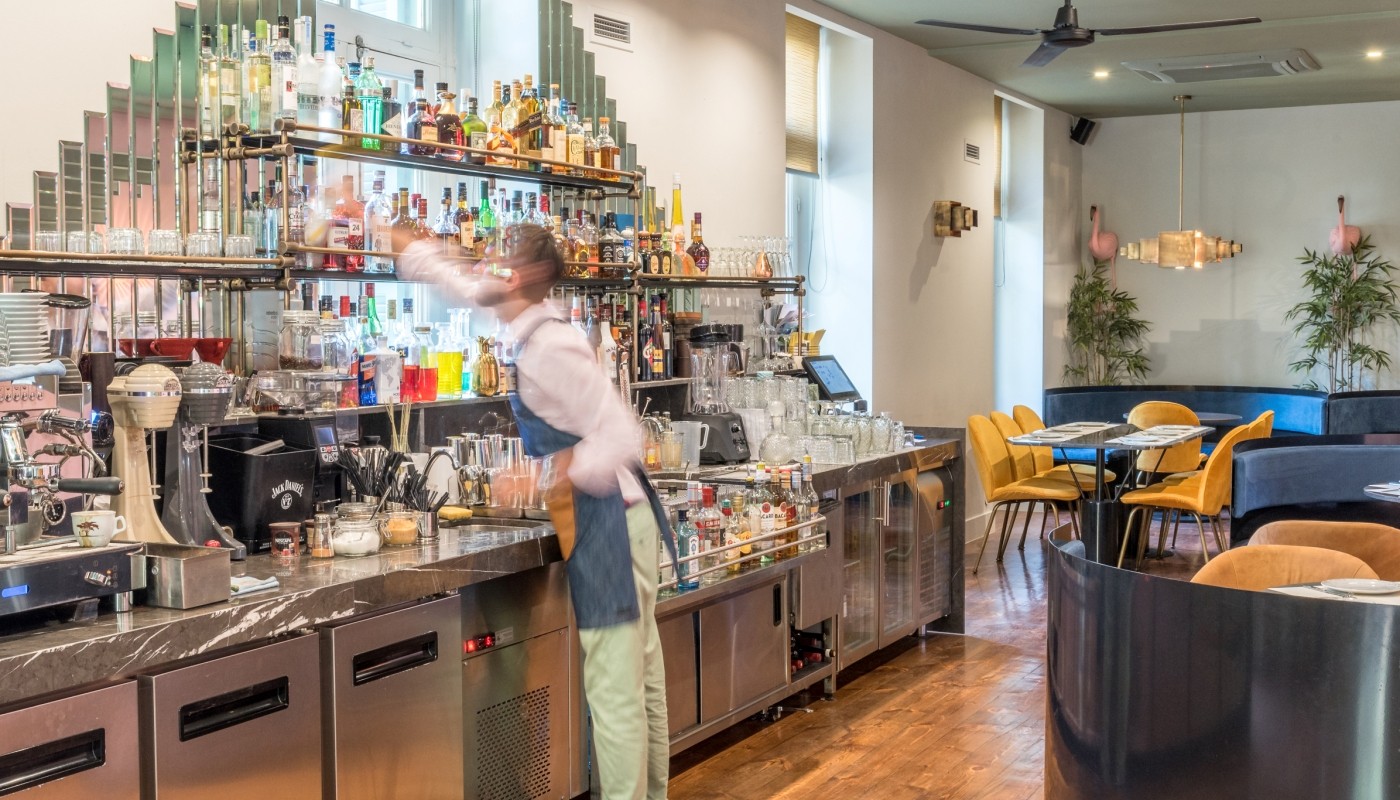 Cin Cin, Τhe Reversed Bar The FNL Guide