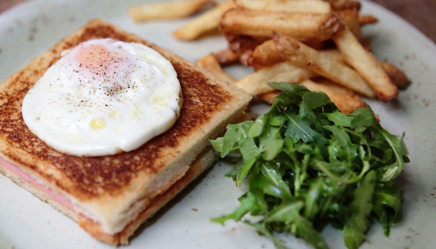 ΠΕΝΤΕ ΑΘΗΝΑΪΚΑ BRUNCH ΠΟΥ ΤΟΥΣ ΒΓΑΖΟΥΜΕ ΤΟ ΚΑΠΕΛΟ | Θέματα