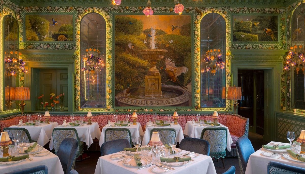 LONDON CALLING, ΟΤΑΝ ΤΟ BLOND ΘΑ ΣΥΝΑΝΤΗΣΕΙ ΤΟ ANNABEL’S MAYFAIR | Θέματα
