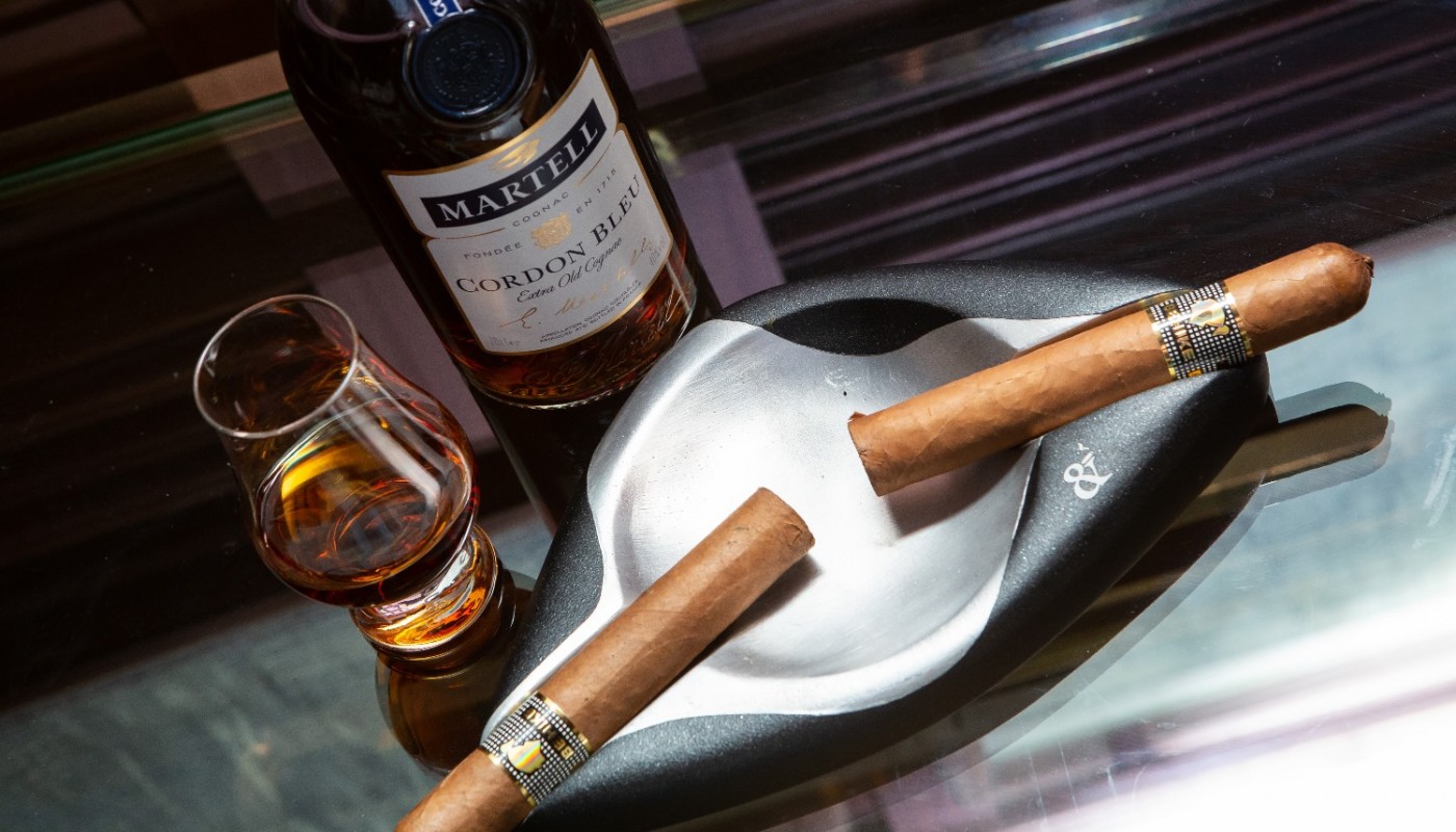 seafood & champagne cigar dinner Alexander`s | The Food & Leisure Guide