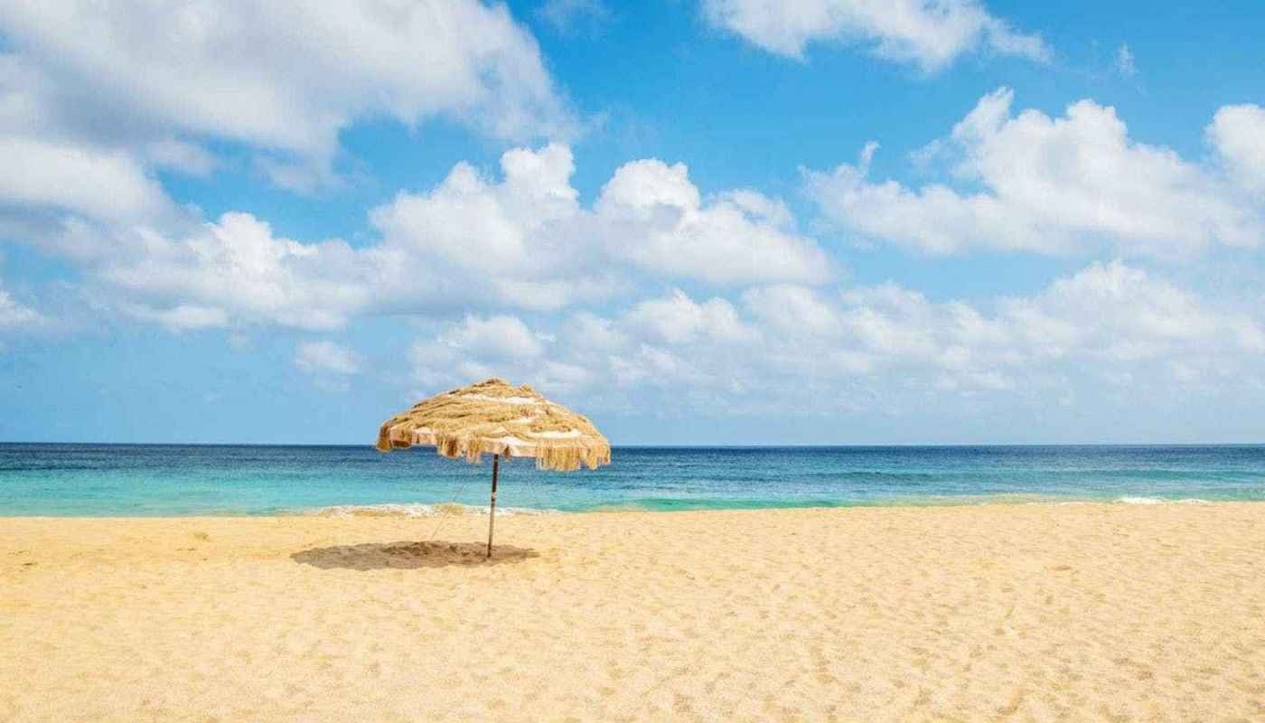 ΚΑΛΕΣ ΔΙΑΚΟΠΕΣ ΚΑΙ ΚΑΛΟ ΚΑΛΟΚΑΙΡΙ! | Editor's Note