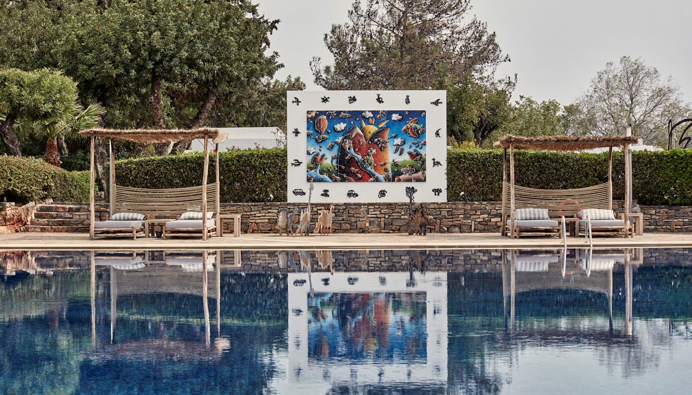 Minos beach | The Food & Leisure Guide