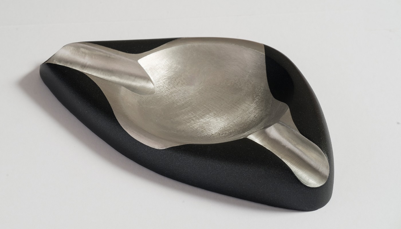 ΤΑΣΑΚΙ ΠΟΥΡΟΥ ΣΑΝ ΕΠΙΤΡΑΠΕΖΙΟ ΓΛΥΠΤΟ | Objects of Desire