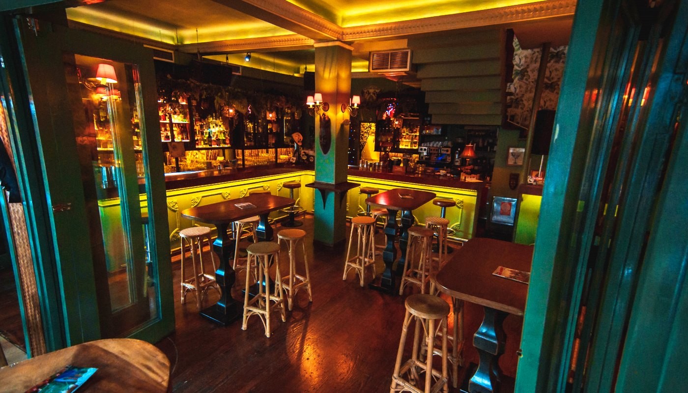 WHITE MONKEY: Η ΧΑΒΑΗ ΤΩΝ ΒΟΡΕΙΩΝ ΠΡΟΑΣΤΙΩΝ | The Bars