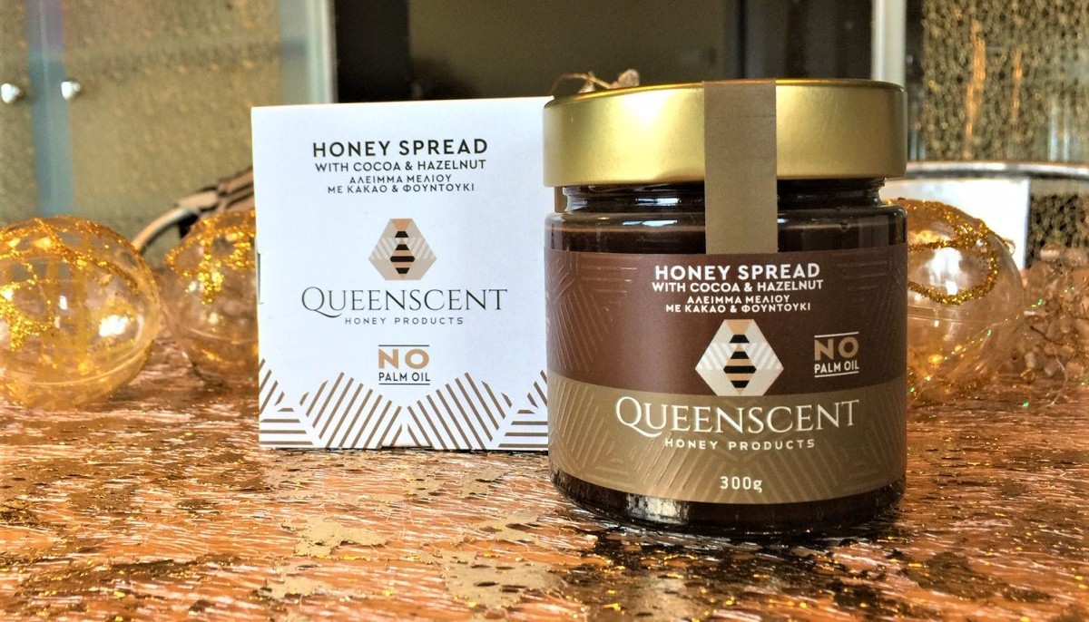 ΤΟ ΕΞΑΙΡΕΤΙΚΟ HONEY SPREAD ΤΗΣ QUEENSCENT | Το προϊόν της ημέρας