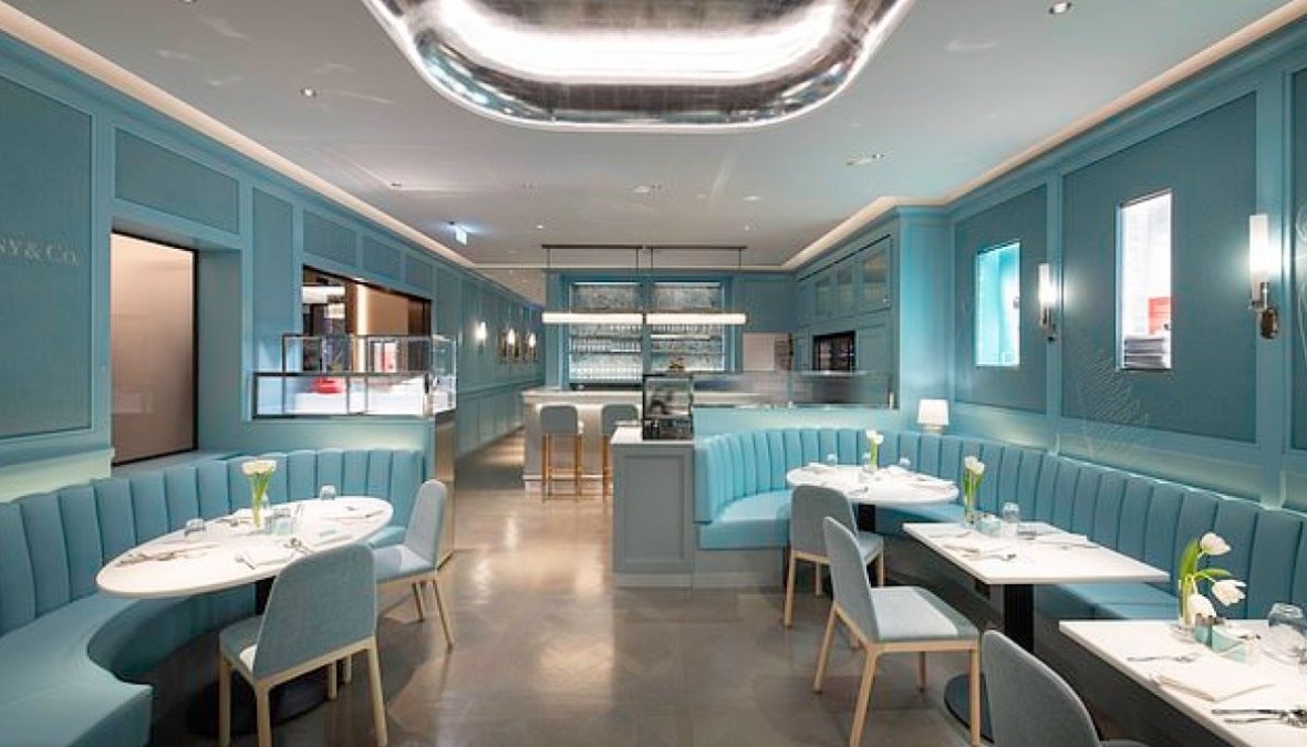 BREAKFAST AT TIFFANY’S ΣΤΟ HARRODS | Θέματα