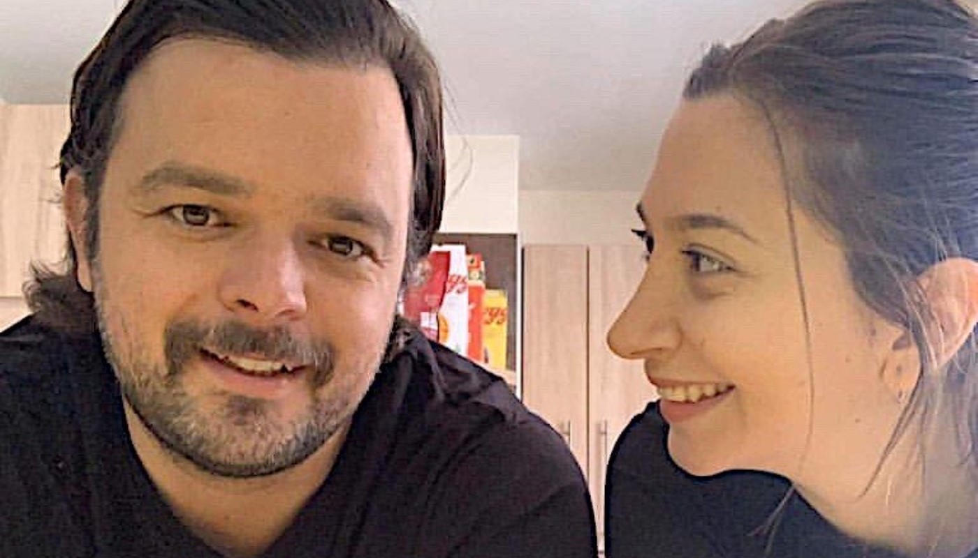ΣΕΦ ΣΤΟ ΣΠΙΤΙ: ΤΡΑΧΑΝΟΠΙΤΑ ΜΕ ΦΕΤΑ, ΣΠΑΡΑΓΓΙΑ ΚΑΙ ΚΑΤΣΙΚΙΣΙΟ ΓΙΑΟΥΡΤΙ ΑΠΟ ΤΟΝ ΝΙΚΟ ΘΩΜΑ | Θέματα