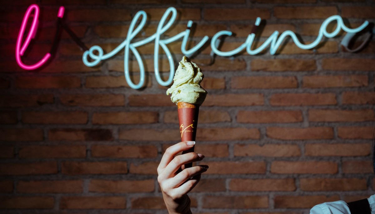 ΟGGI: TO GELATO ΤΗΣ ΟΔΟΥ ΒΟΥΛΗΣ ΚΑΙ ΤΟΥ... ΣΗΜΕΡΑ | Deli-Shops