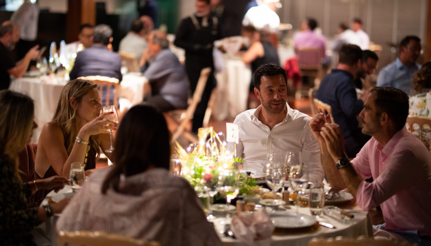 travolta fnl garden | The Food & Leisure Guide