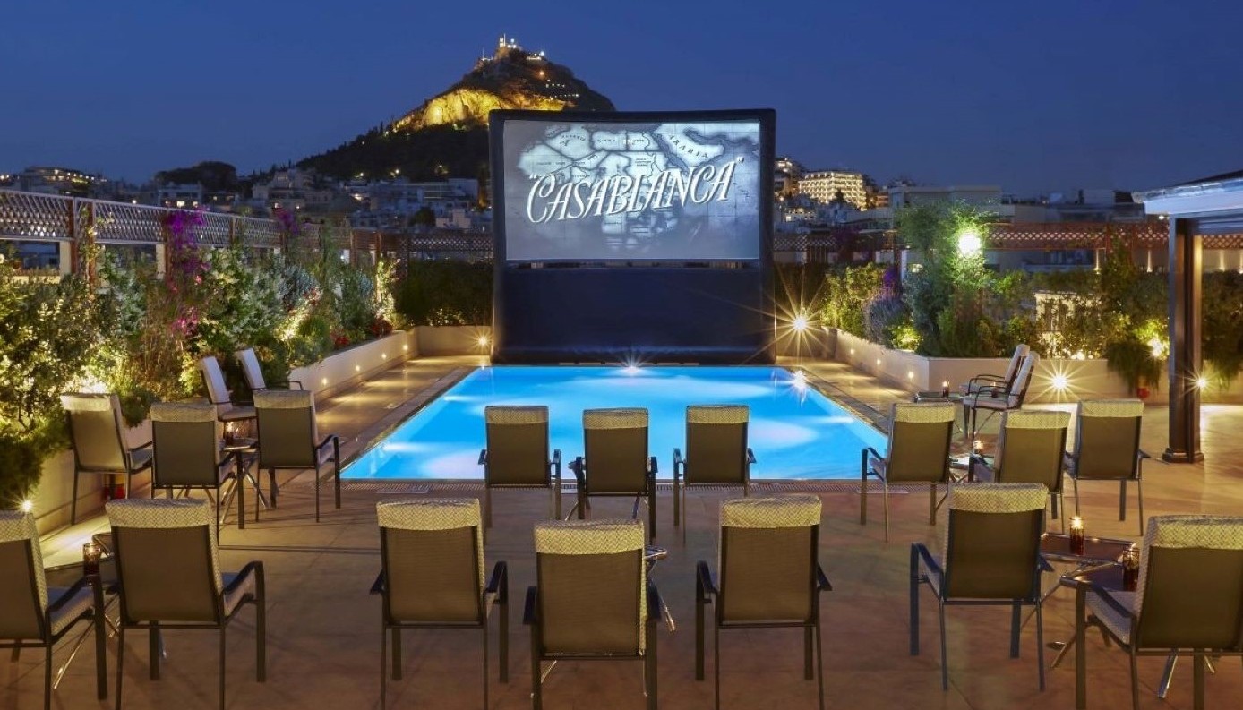 ΓΙΑ ΘΕΡΙΝΟ ΣΙΝΕΜΑ ΜΕ FINGER FOOD ΣΤΟ GB POOL ΤΗΣ ΜΕΓΑΛΗΣ ΒΡΕΤΑΝΝΙΑΣ | Θέματα