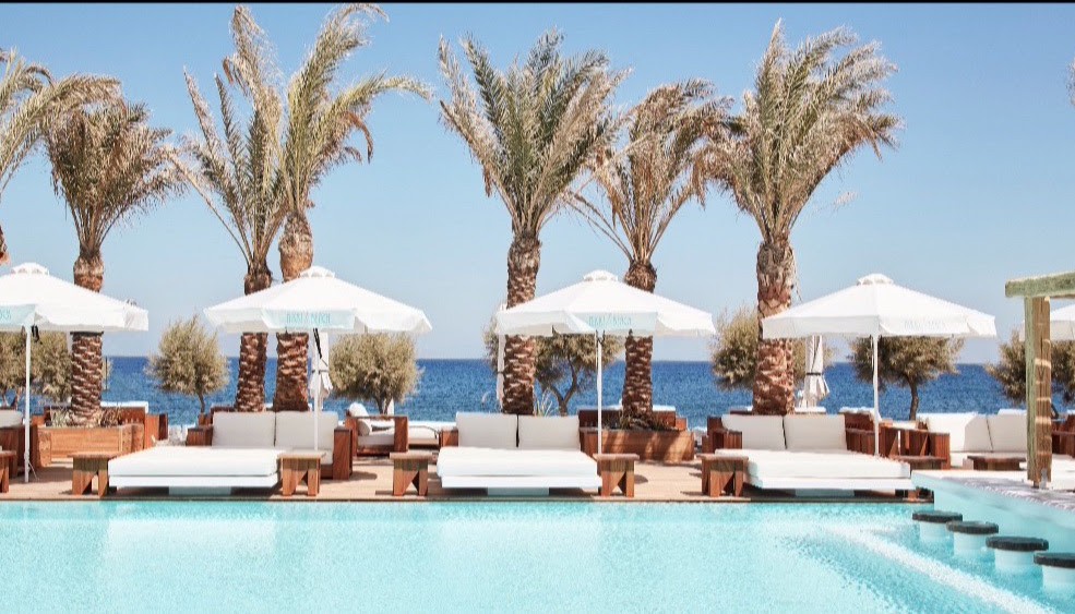 ΓΙΟΡΤΑΖΟΥΜΕ 3 ΧΡΟΝΙΑ NIKKI BEACH RESORT & SPA SANTORINI | ΔΕΛΤΙΑ ΤΥΠΟΥ