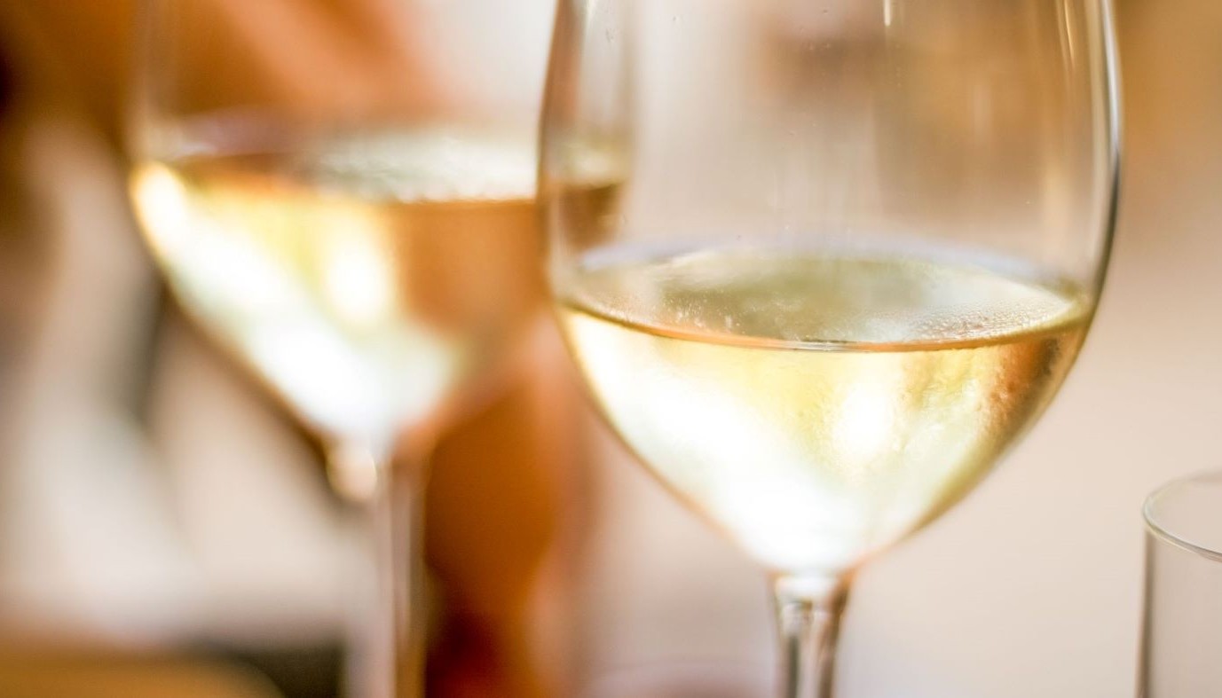 ΣΠΟΥΔΑΙΟ ΕΛΛΗΝΙΚΟ CHARDONNAY; ΚΑΙ ΒΕΒΑΙΑ ΥΠΑΡΧΕΙ! | Θέματα