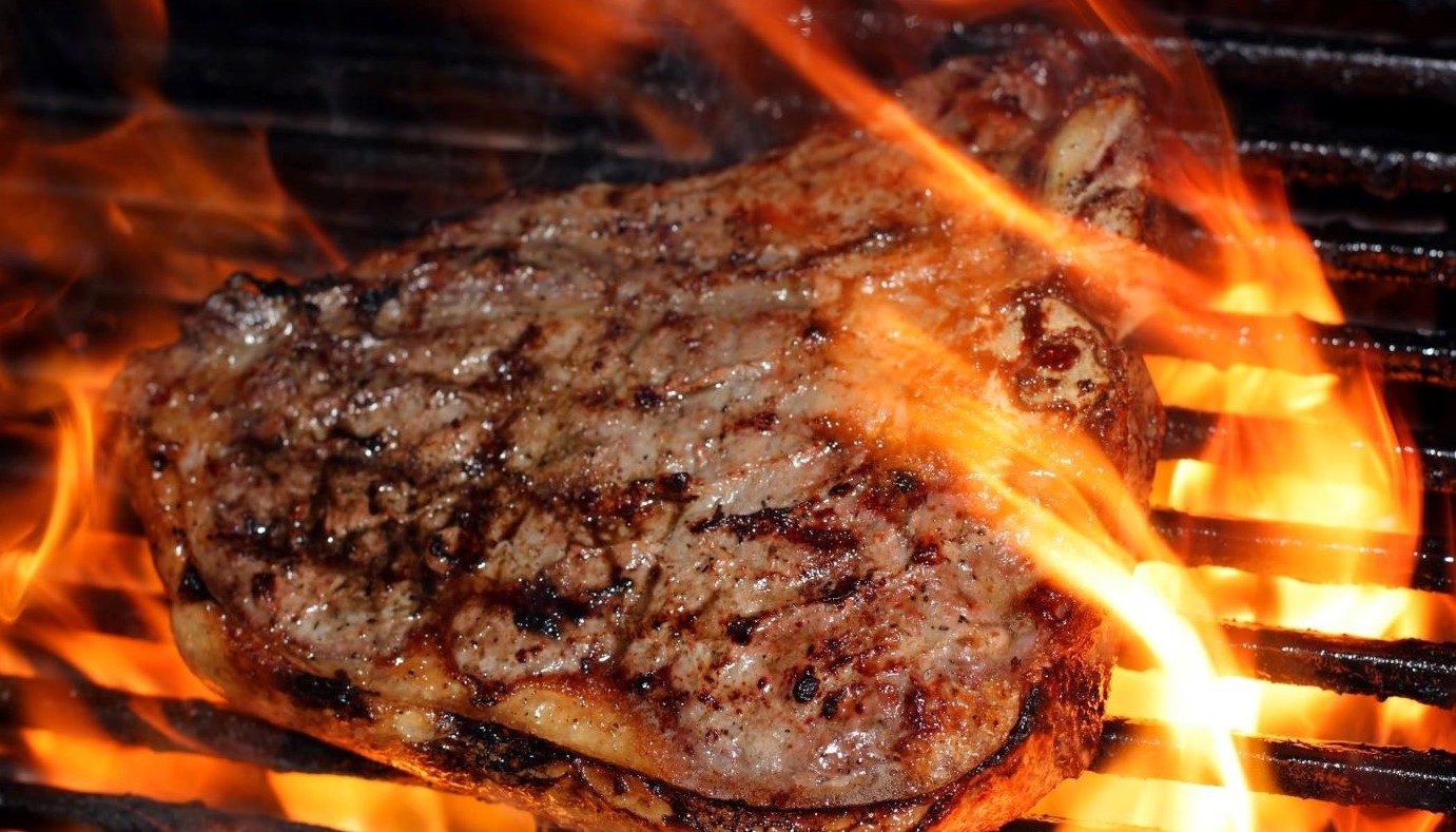 LA MEAT MAISON POP-UP RESTAURANT: ΤΟ ΕΣΤΙΑΤΟΡΙΟ ΤΩΝ ΜΕΓΑΛΩΝ ΚΟΚΚΙΝΩΝ ΚΡΑΣΙΩΝ 2021! | Editor's Note