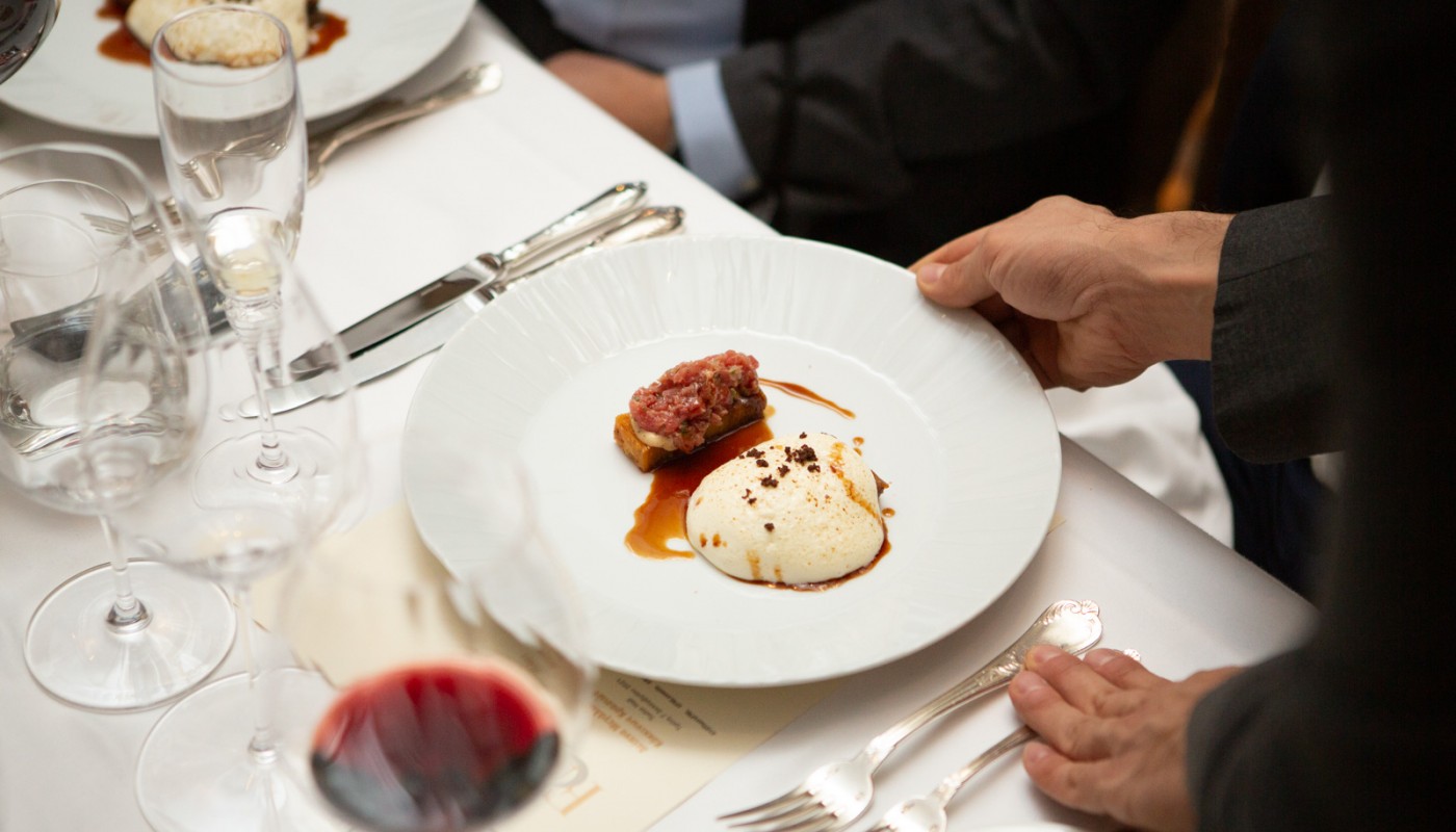 Μεγάλα Κόκκινα Κρασιά δείπνο | The Food & Leisure Guide