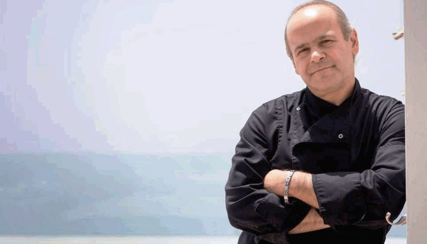 ΝΕΕΣ ΣΥΝΕΡΓΑΣΙΕΣ ΓΙΑ ΤΟΝ ΓΙΩΡΓΟ ΣΤΥΛΙΑΝΟΥΔΑΚΗ ΣΕ ΜΥΚΟΝΟ ΚΑΙ ΙΟ | Νέα