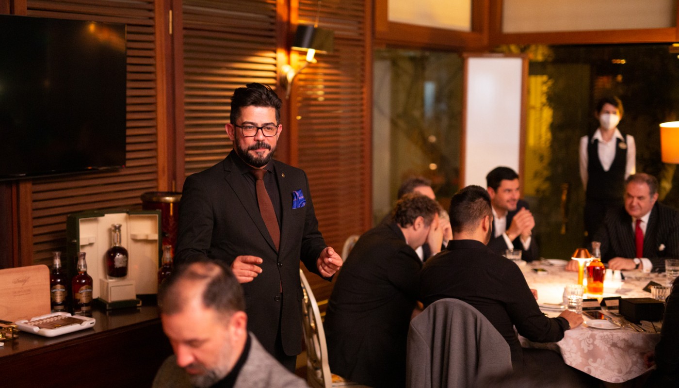 alexanders ultis cigar dinner | The Food & Leisure Guide