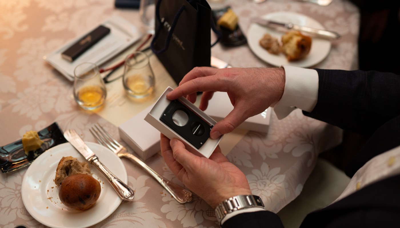 alexanders ultis cigar dinner | The Food & Leisure Guide