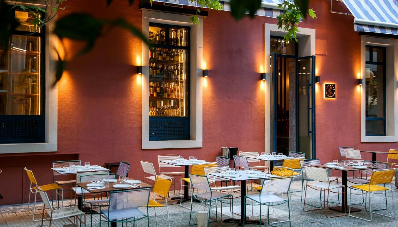 TSIFTIS GASTROKOUTOUKI+: ΚΑΤΙ ΠΑΡΑΠΑΝΩ ΑΠΟ ΜΙΑ ΑΠΛΗ ΓΑΣΤΡΟΤΑΒΕΡΝΑ ΣΤΑ ΙΛΙΣΙΑ | Νέα