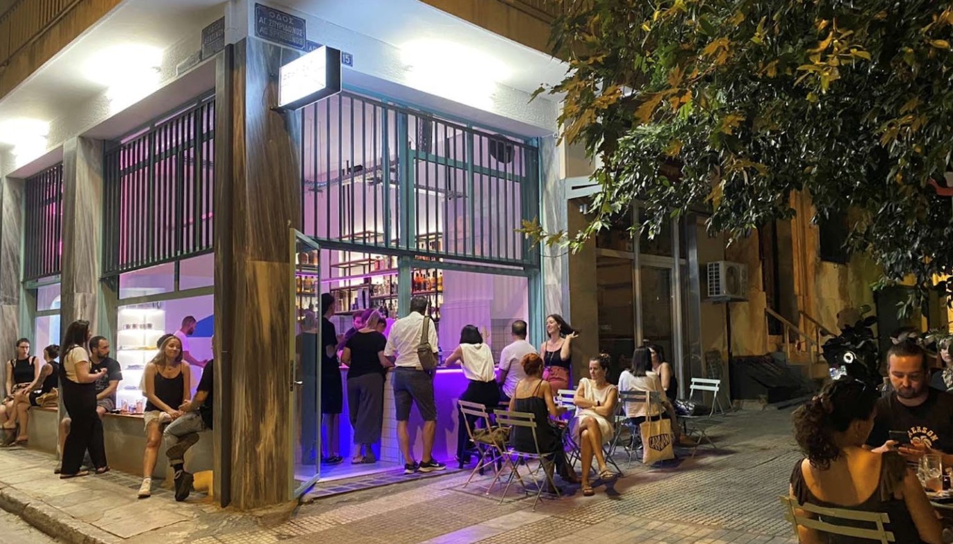 ABSTRACT ATHENS: ΕΝΑ ΜΕΤΑΜΟΝΤΕΡΝΟ ΜΠΑΡ ΣΤΟ ΠΑΓΚΡΑΤΙ | The Bars