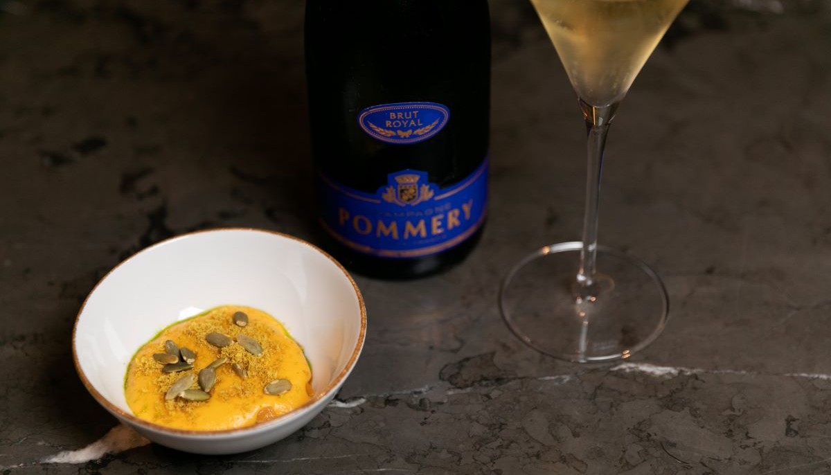 moldee vodka champagne and eggs event | The Food & Leisure Guide