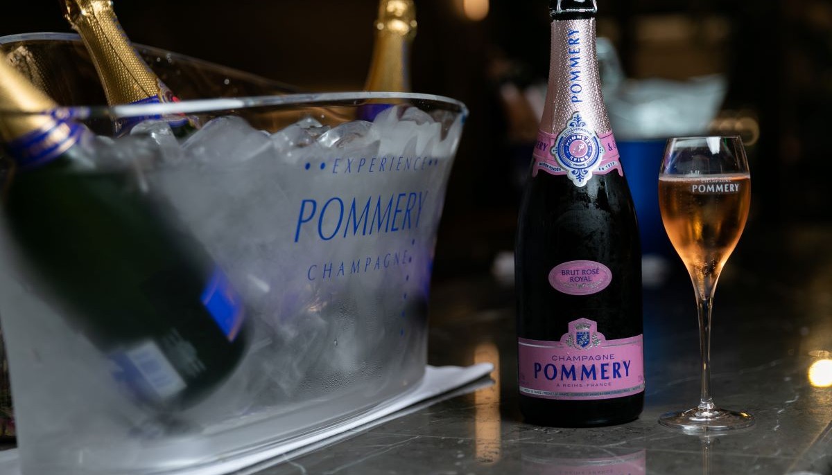 moldee vodka champagne and eggs event | The Food & Leisure Guide