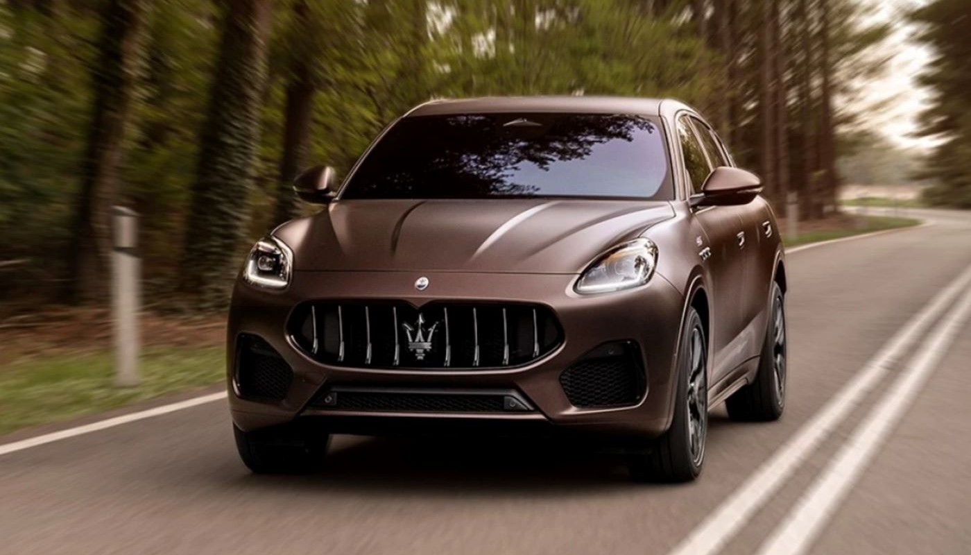MASERATI GRECALE: ΜΟΝΑΔΙΚΑ ΠΡΟΣΙΤΗ ΠΟΛΥΤΕΛΕΙΑ | Stories of Perfection