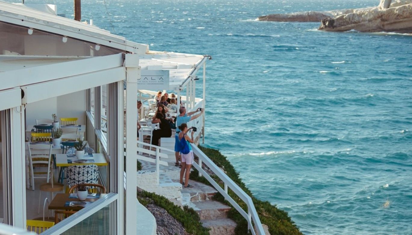 SCALA PREMIUM SEA FOOD BAR, ΜΙΑ ΟΜΟΡΦΗ ΕΜΠΕΙΡΙΑ ΣΤΑ ΜΑΤΑΛΑ | Κριτικές Εστιατορίων