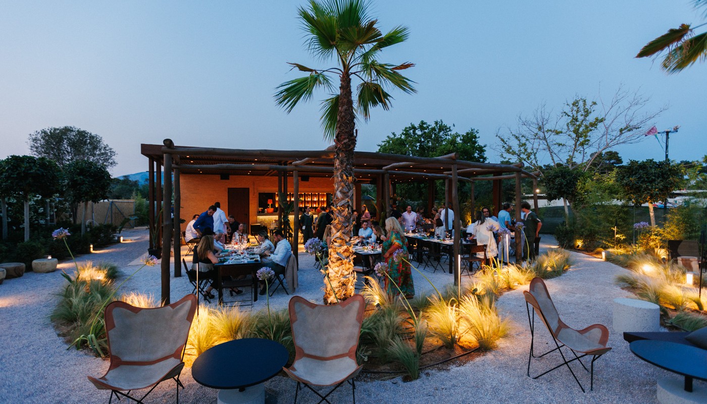 c preview | The Food & Leisure Guide