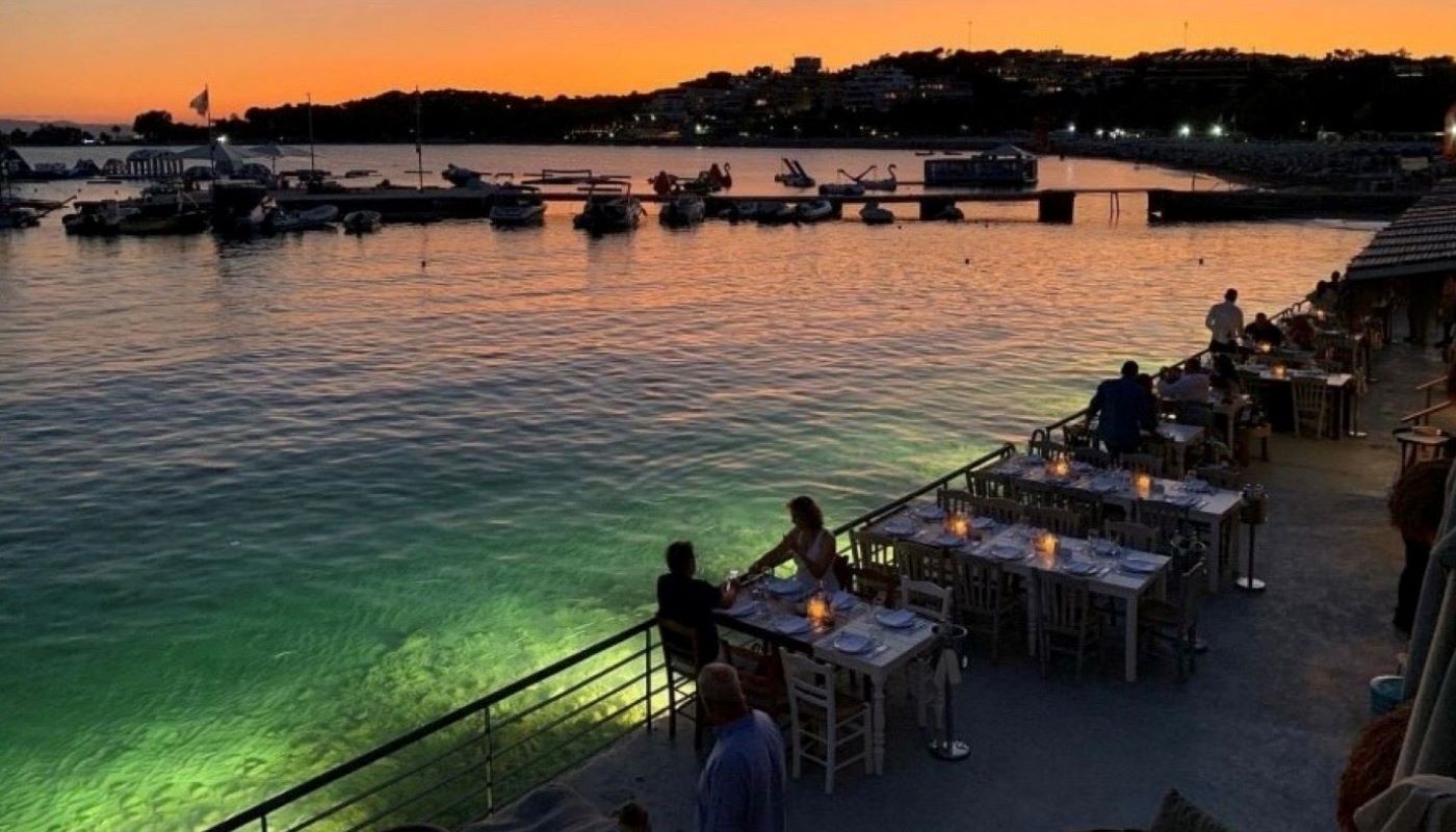 ΔΕΚΑ ΠΡΟΤΑΣΕΙΣ ΓΙΑ ΑΥΓΟΥΣΤΙΑΤΙΚΕΣ ΕΞΟΔΟΥΣ ΣΤΗΝ ΑΘΗΝΑ | Θέματα