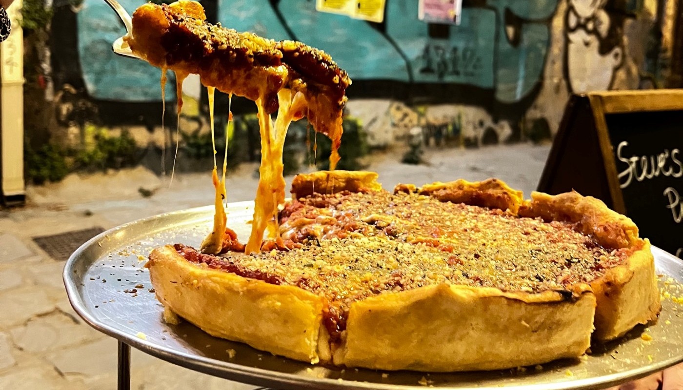 H DEEP DISH PIZZA ΤΟΥ ΣΤΗΒΣ Α.Ε. | Βρώμικα Μυστικά