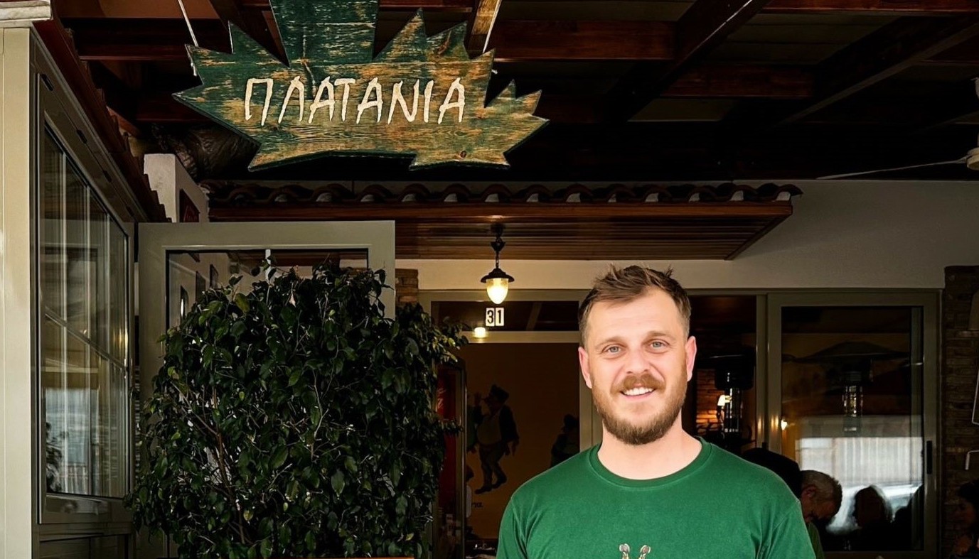 Η ΨΗΣΤΑΡΙΑ ΜΙΛΑΕΙ ΣΤΑ ΠΛΑΤΑΝΙΑ | Θέματα